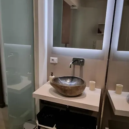 Theresa Deluxe Italia Appartement *