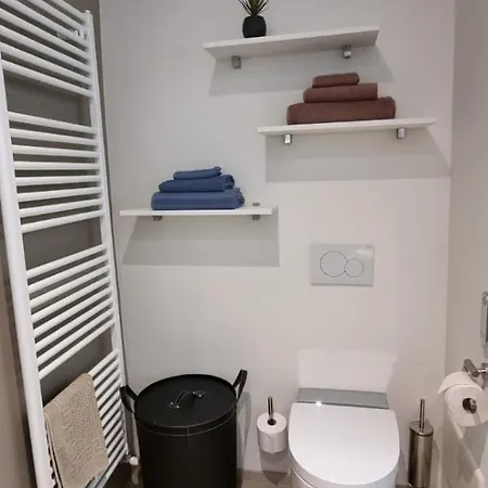 Theresa Deluxe Italia *