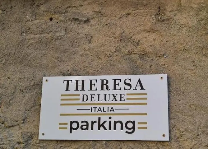 Theresa Deluxe Italia *