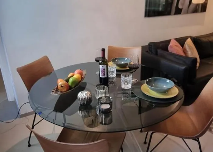 Theresa Deluxe Italia * Cannobio