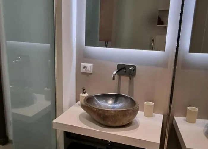 Theresa Deluxe Italia Apartament *