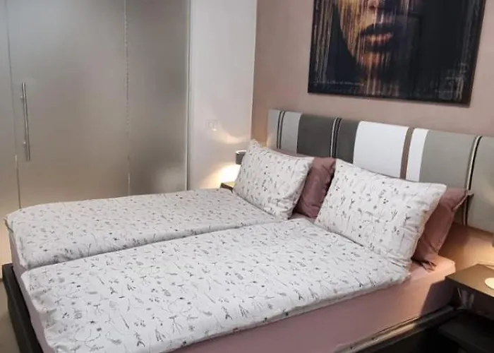 Theresa Deluxe Italia Apartament *